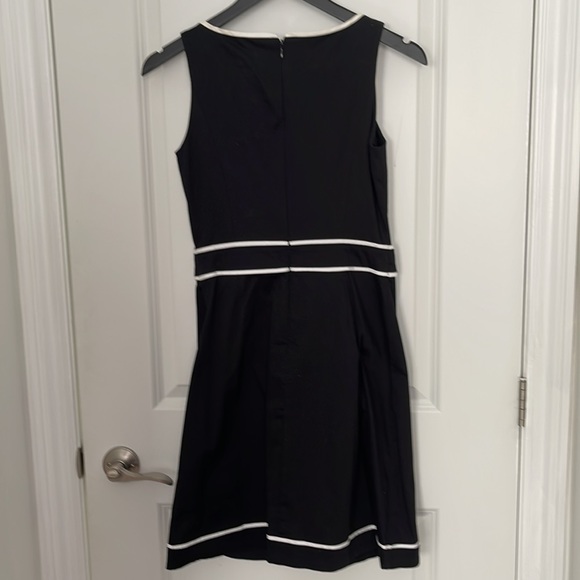 Tommy Hilfiger Black dress with White piping - Picture 5 of 7